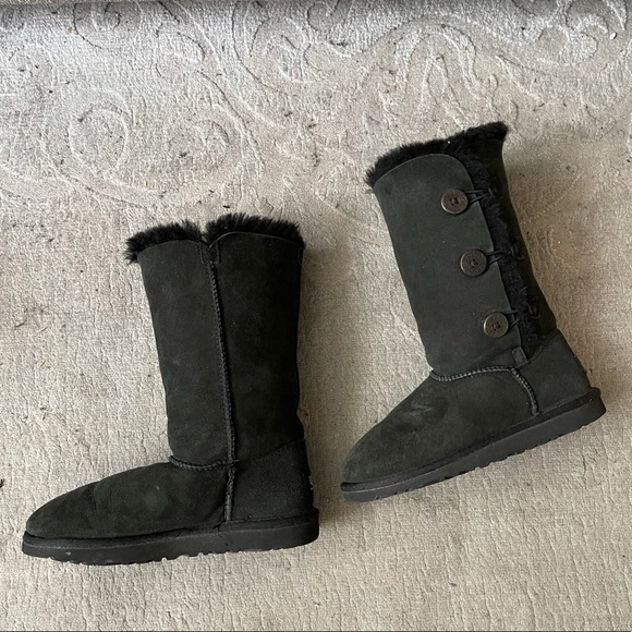 Ugg Boots - Picture 8 of 11
